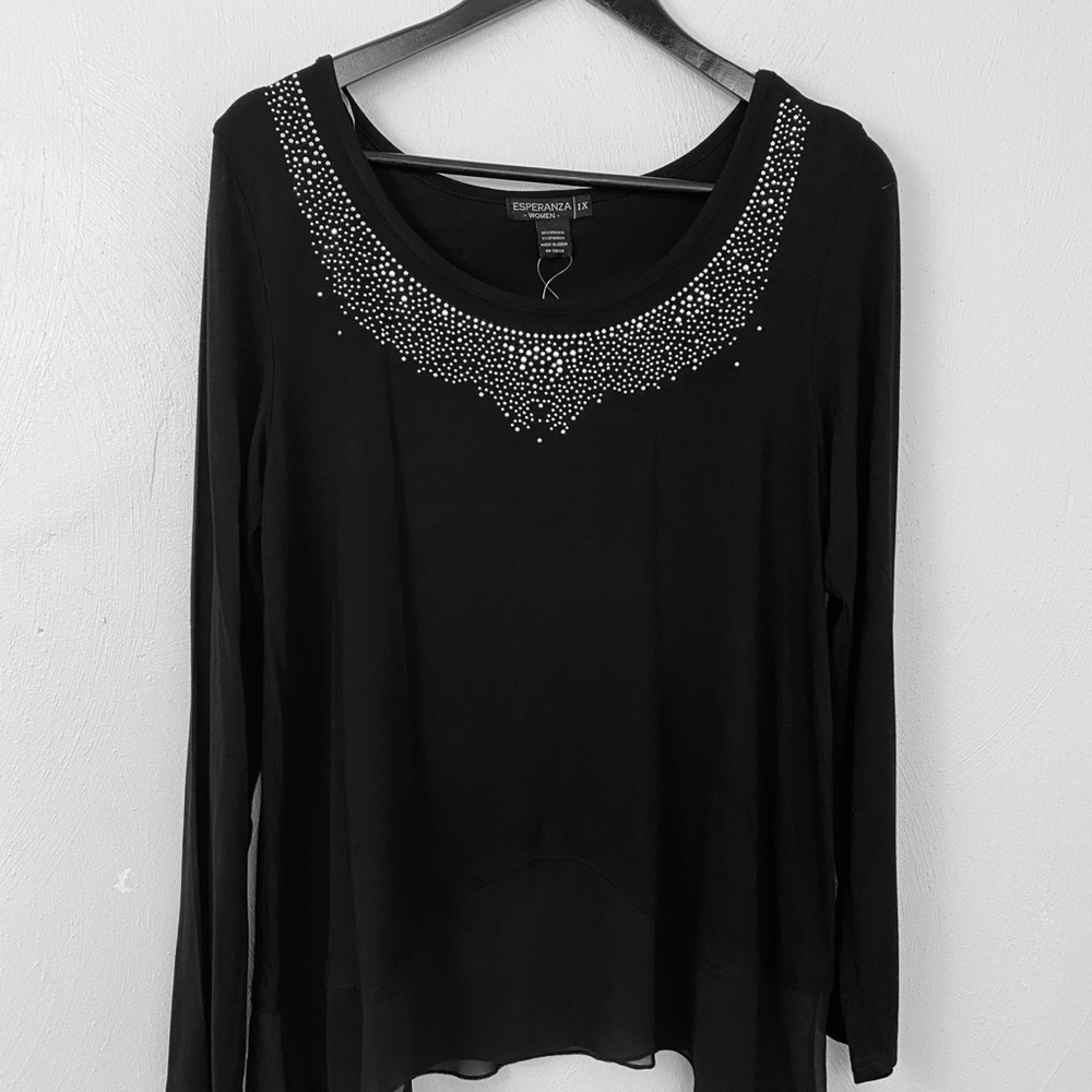 Women Esperanza Top. Black/ silver studs.Sz 1X